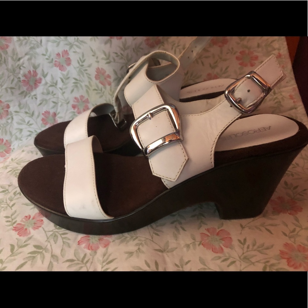 White comfy platform Sandles